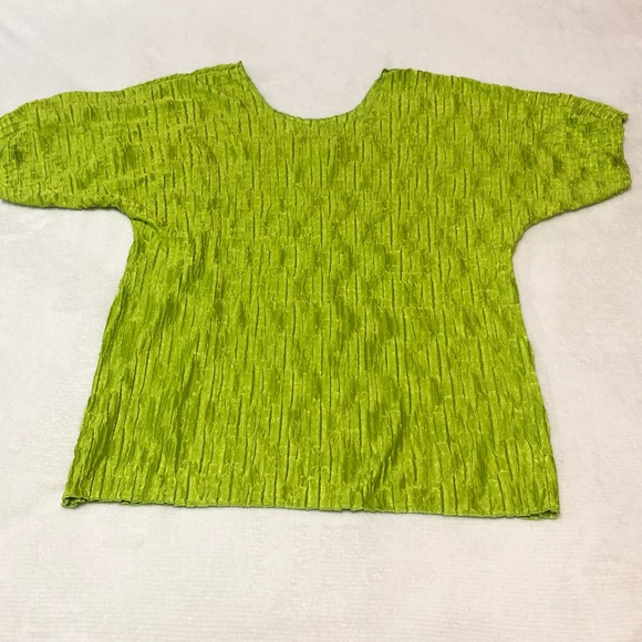 🟢Lime tee - Picture 1 of 1